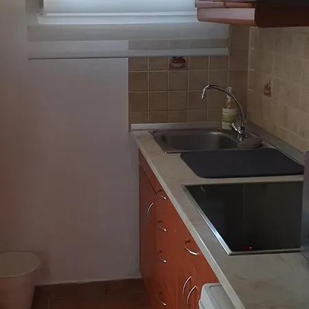 Orchidea Апартаменты Гёдёллё